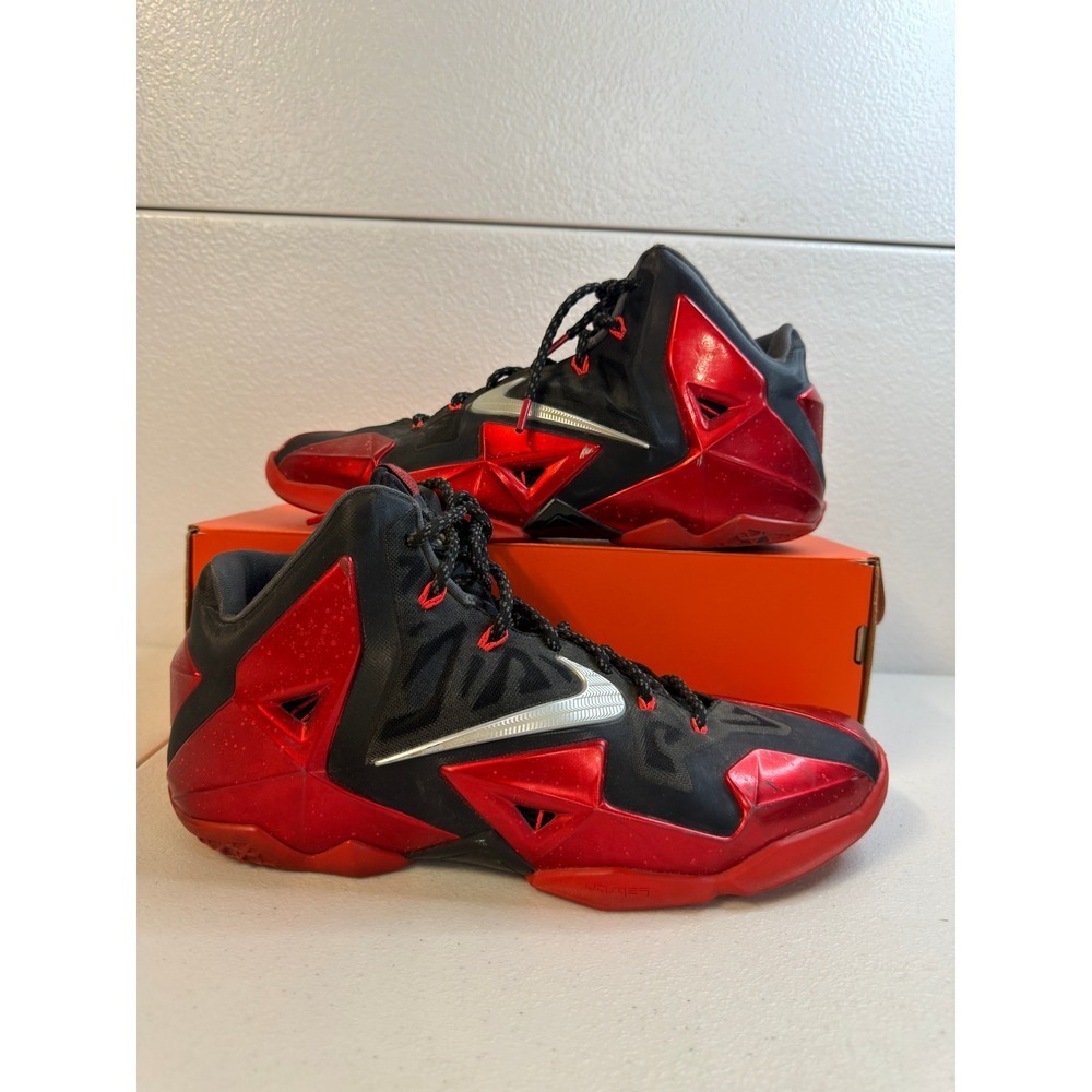 Nike LeBron 11 Away University Red Black Silver 11M #2422